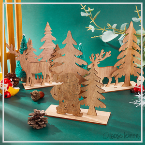 Christmas Wood Scene (Rudolph)
