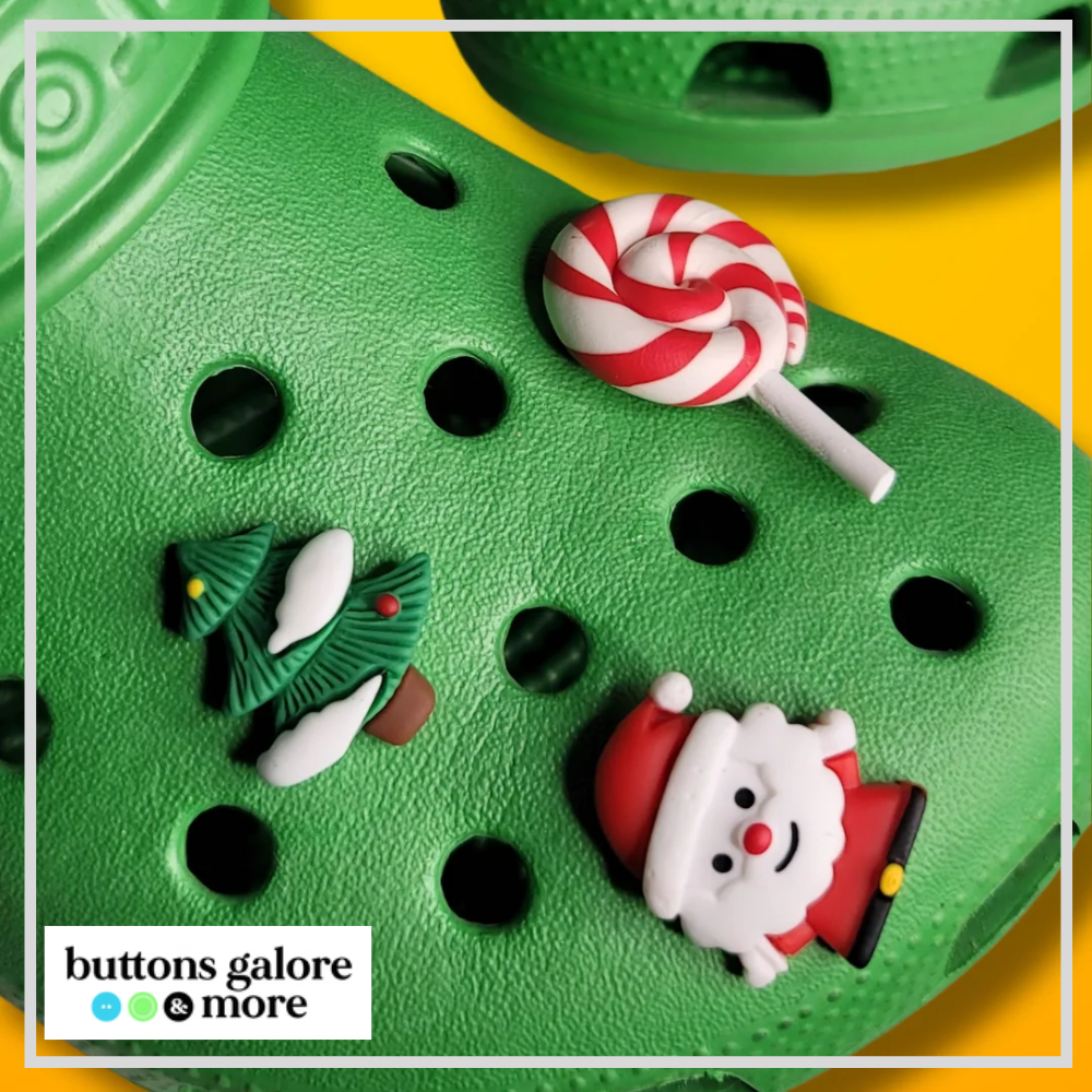 Christmas Buttons x 7 | Shepherd's Flock (Buttons Galore & More)