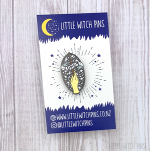 HP ENAMEL PIN | WAND LIGHT